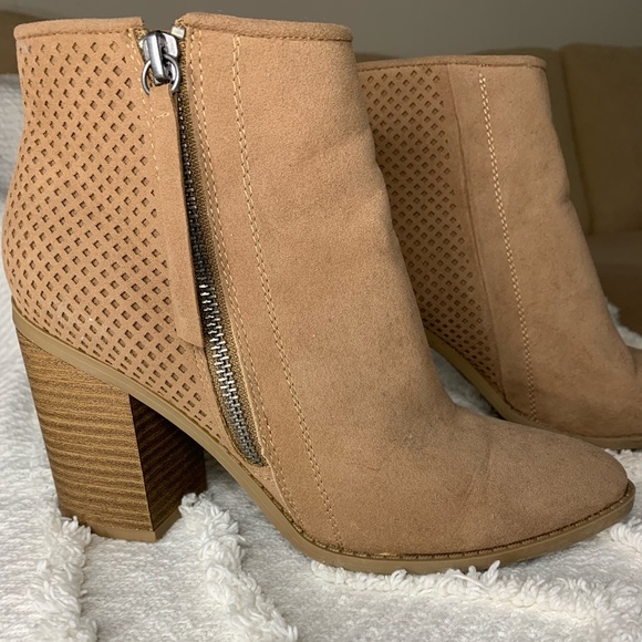 target tan booties